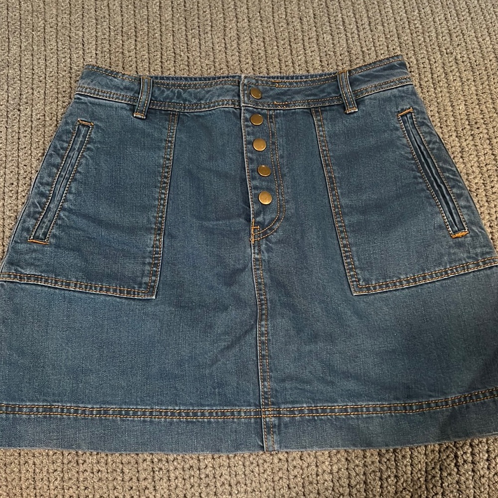 Free People denim skirt size 28